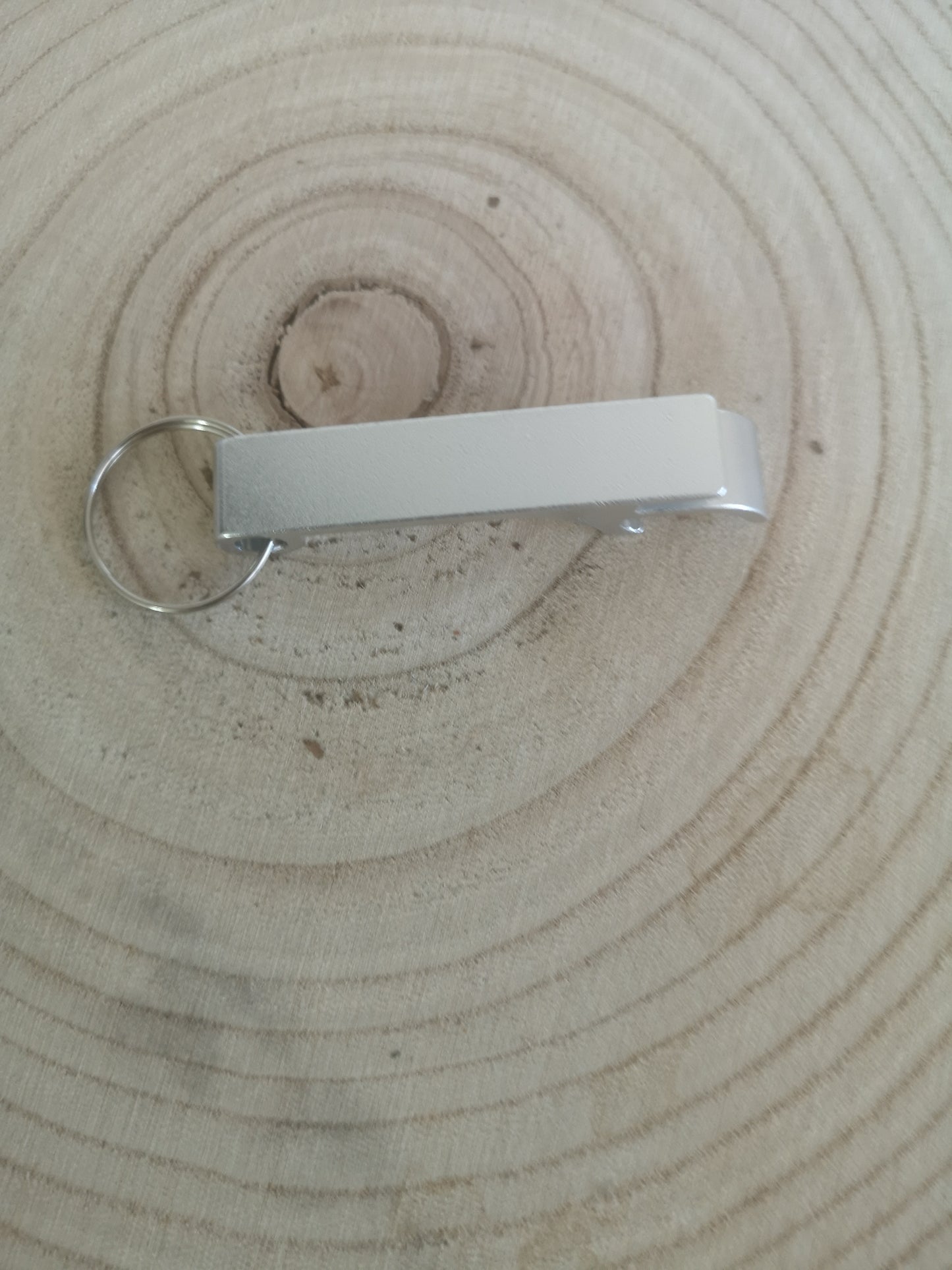 Personalisierter Aluminium-Flaschenöffner – Dein Name, Dein Logo, Dein Stil